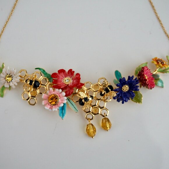 Necklace with colorful flowers, faceted stones and bees - Picture 3 of 7